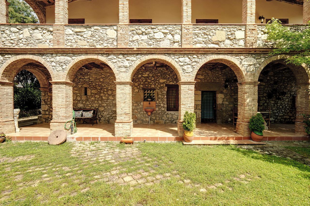 Mas Vedruna Les Planes d'Hostoles Exterior photo